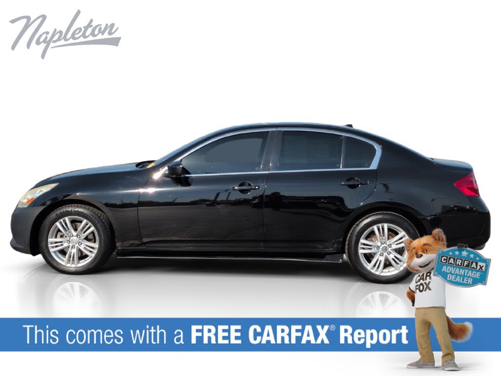 Used 2013 INFINITI G37 x Sedan w/ Premium Pkg AWD/4WD image 2
