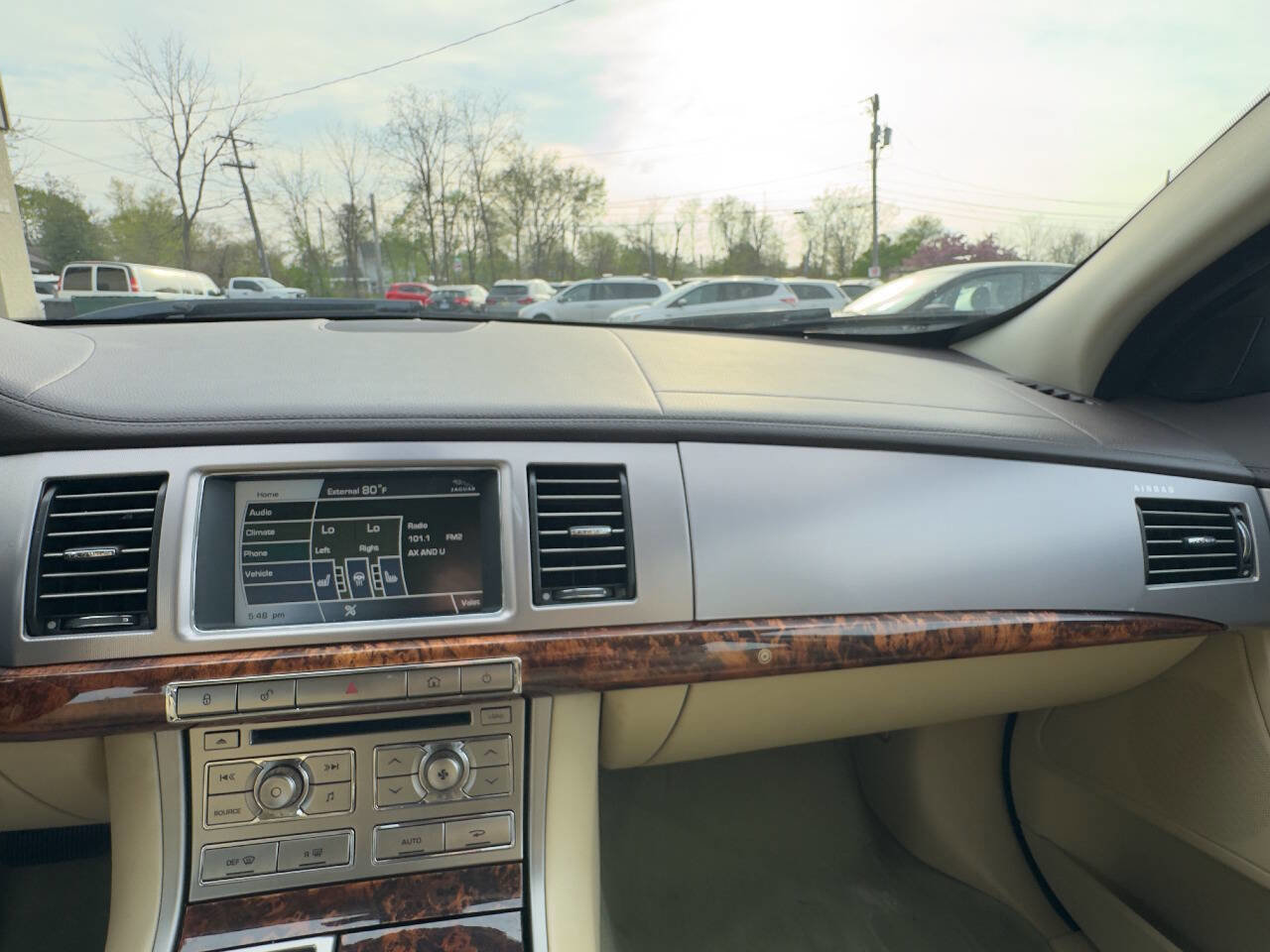 Used 2009 Jaguar XF Luxury RWD image 17