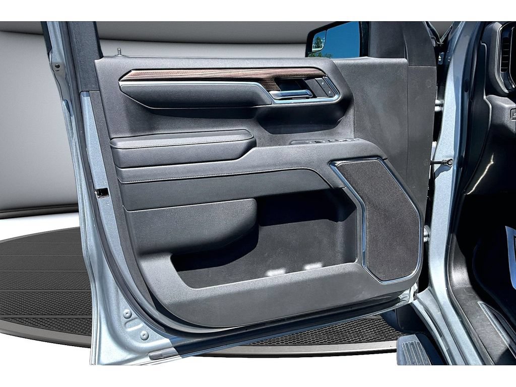 Used 2024 Chevrolet Silverado 1500 RST w/ Protection Package AWD/4WD image 24