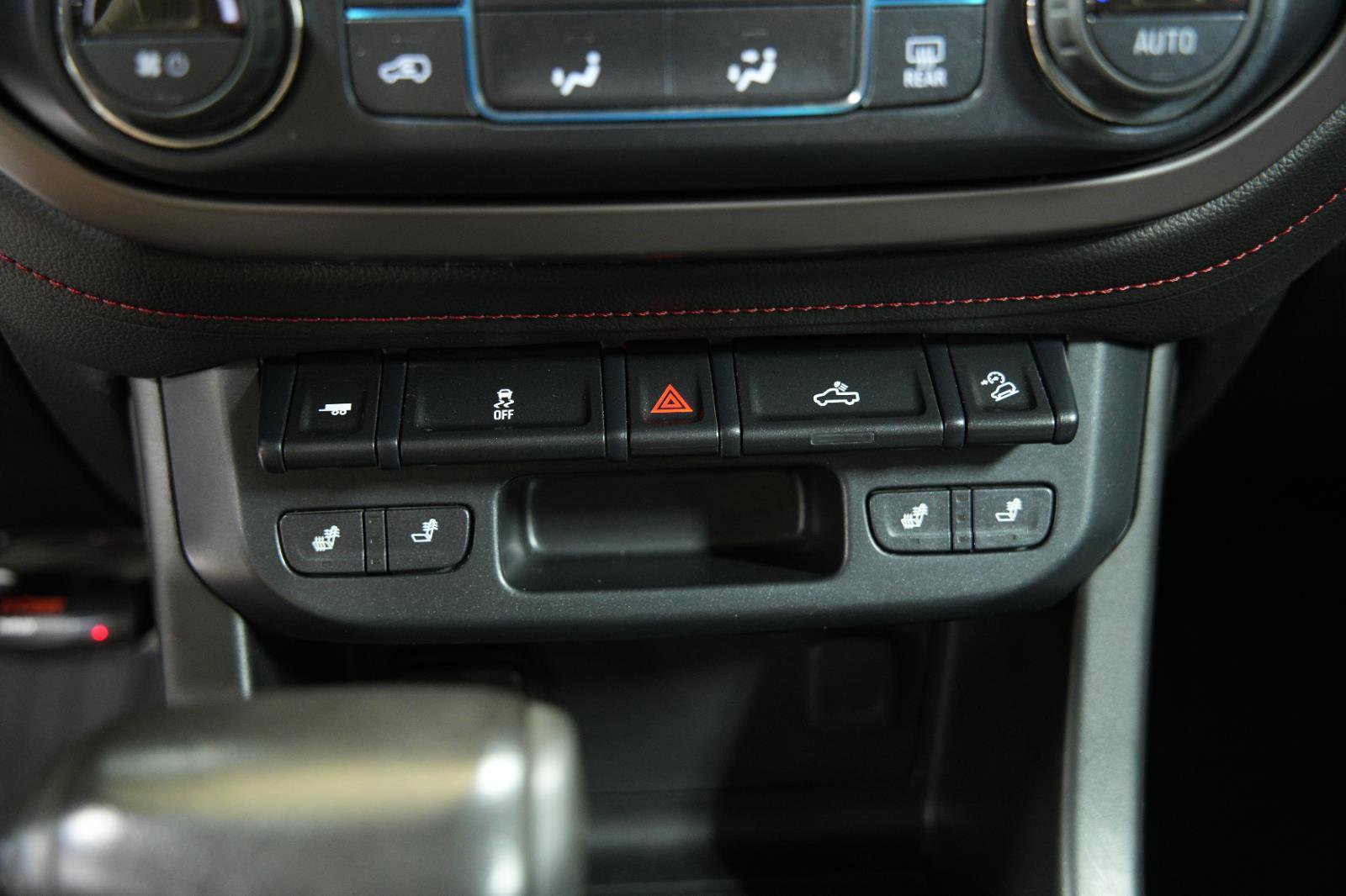 Used 2019 GMC Canyon All Terrain w/ Trailering Package AWD/4WD image 40