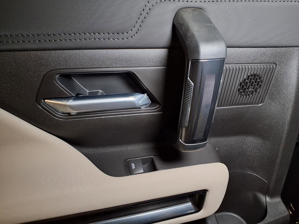 New 2026 GMC Hummer EV SUV image 14