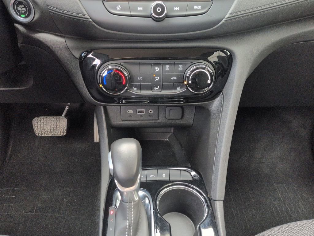 Certified 2023 Buick Encore GX Preferred w/ Cold Weather Comfort Package AWD/4WD image 15