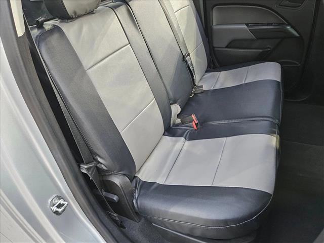 Used 2019 Chevrolet Colorado W/T w/ Custom Special Edition image 17