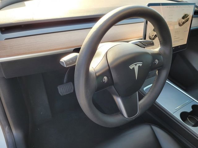 Used 2021 Tesla Model Y Long Range AWD/4WD image 23
