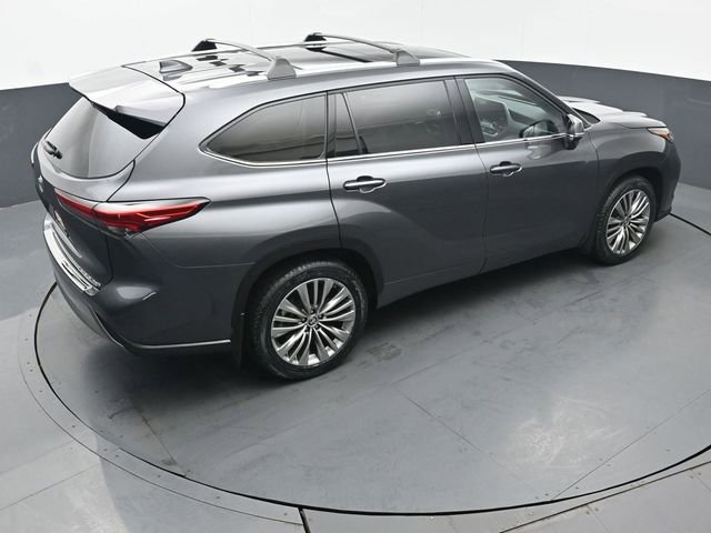 Used 2023 Toyota Highlander Platinum AWD/4WD image 49