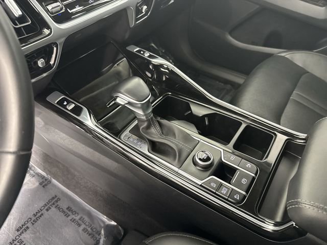 Certified 2023 Kia Sorento SX FWD image 17