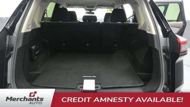 Used 2023 Nissan Rogue SV FWD image 11