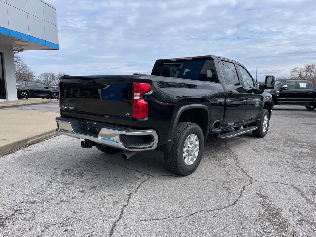 Used 2024 Chevrolet Silverado 2500 LT image 8