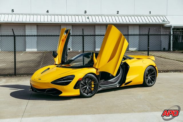 Used 2020 McLaren 720S Performance RWD image 98
