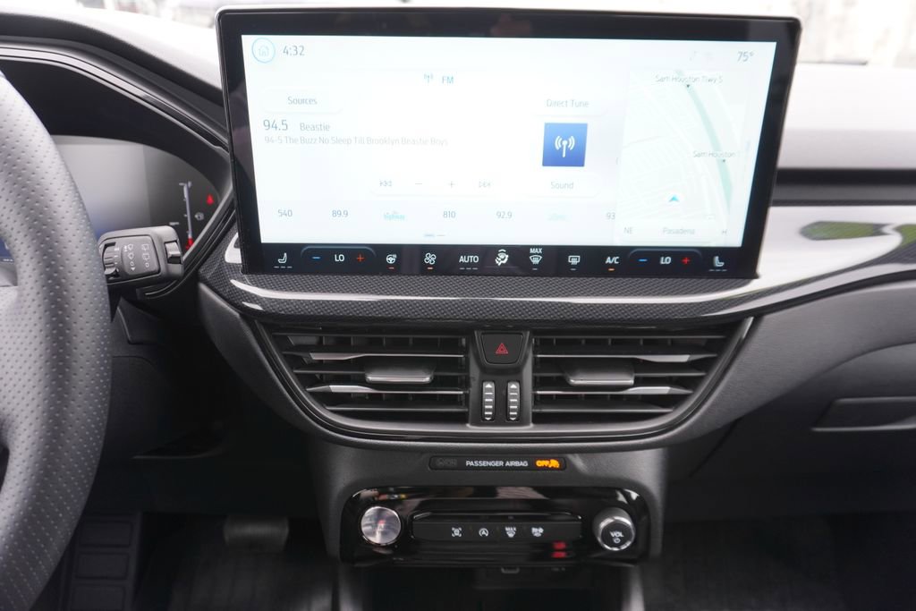 Certified 2025 Ford Escape ST-Line w/ Tech Pack #1 FWD image 10