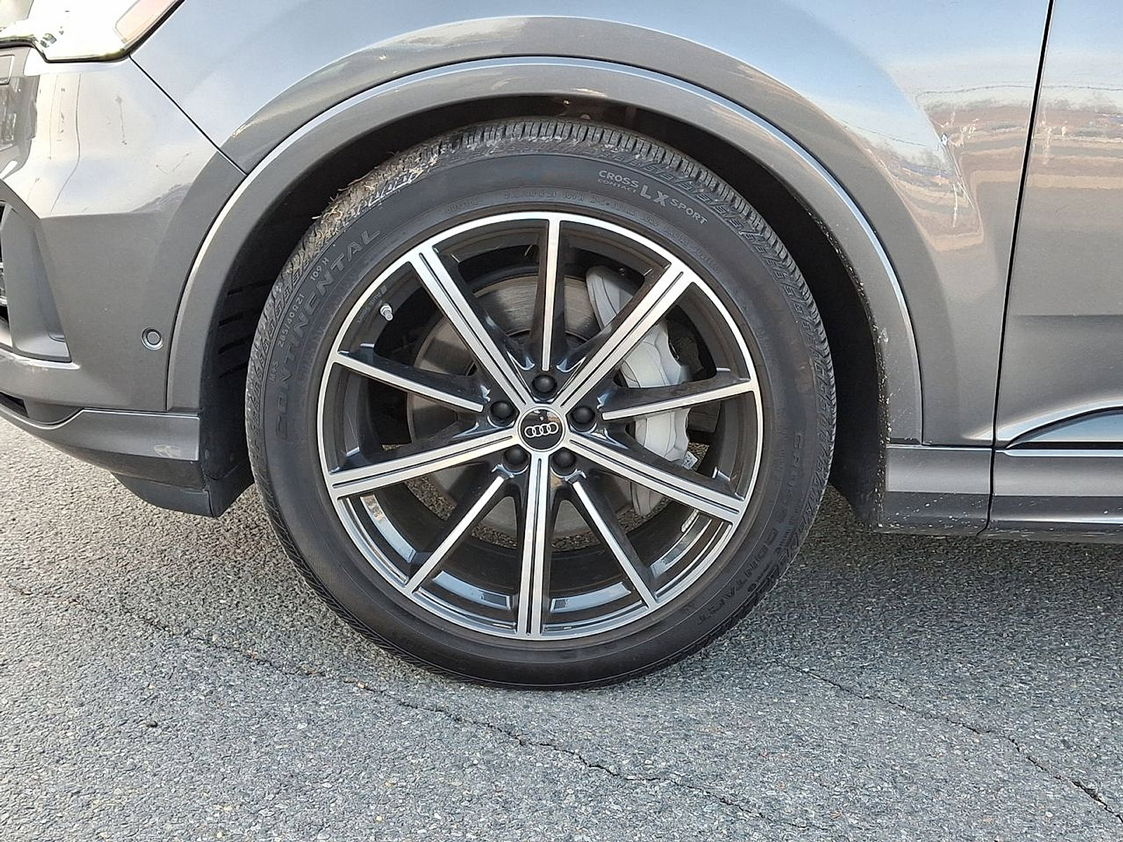 Used 2024 Audi Q7 3.0T Prestige image 16