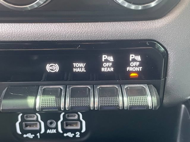 Used 2024 RAM 2500 Big Horn w/ Off Road Package AWD/4WD image 29