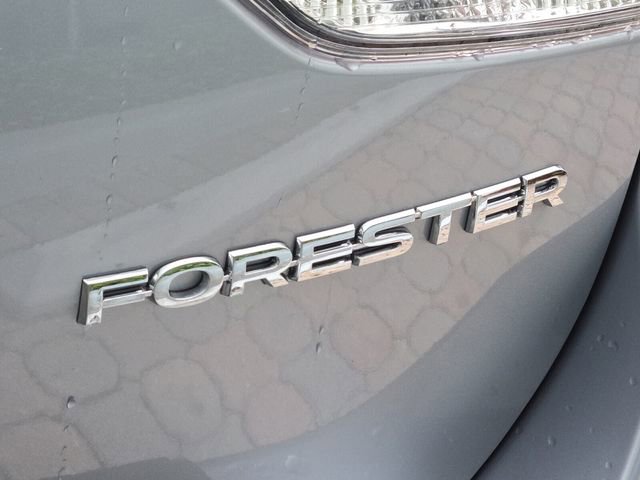 Used 2023 Subaru Forester Limited AWD/4WD image 9