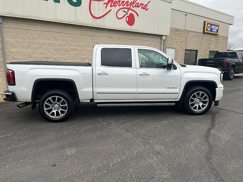 Used 2018 GMC Sierra 1500 Denali w/ Denali Ultimate Package AWD/4WD image 9
