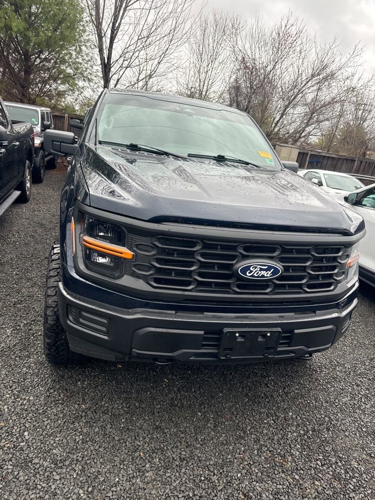 Used 2025 Ford F150 XL image 2