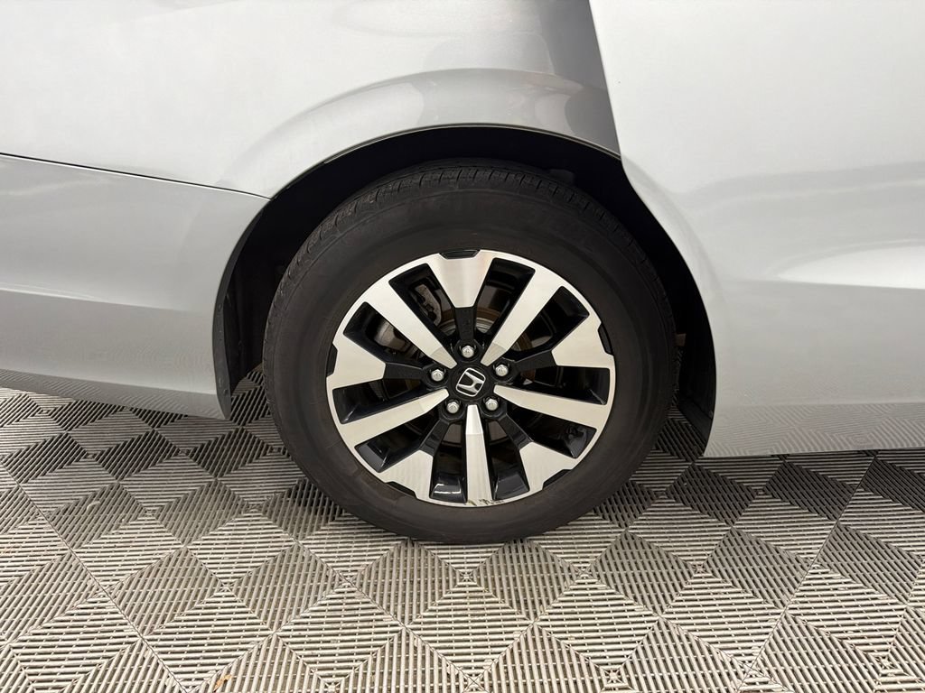 Used 2025 Honda Odyssey EX-L image 18