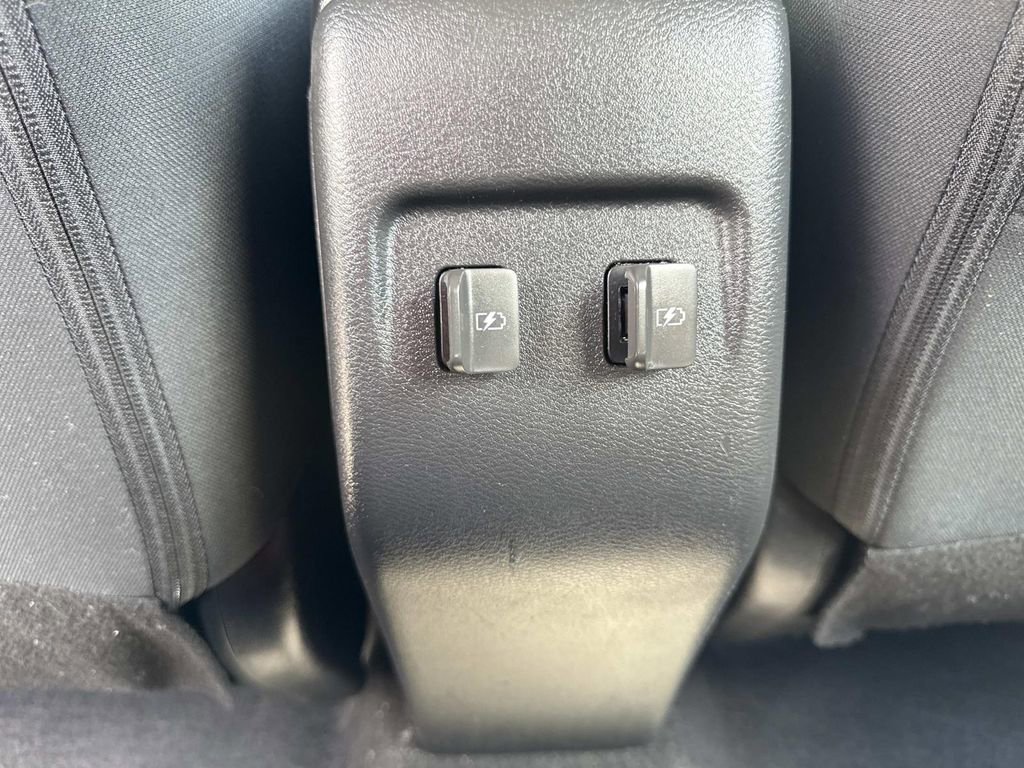 Certified 2023 Nissan Kicks SV image 17