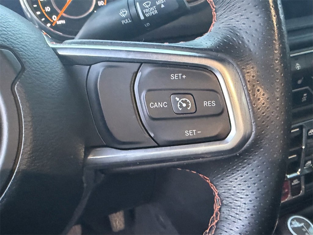 Used 2023 Jeep Gladiator Mojave w/ Cold Weather Group image 16