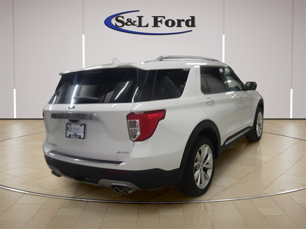 Used 2023 Ford Explorer Platinum w/ Technology Package image 7