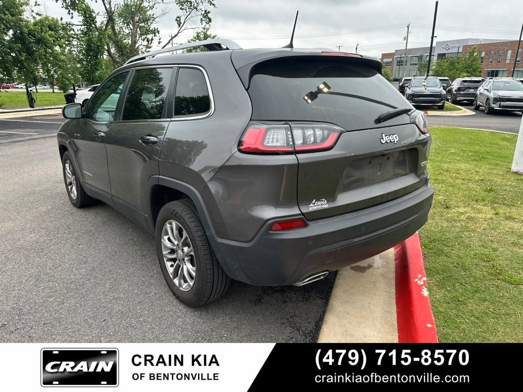 Used 2021 Jeep Cherokee Latitude Lux FWD image 4