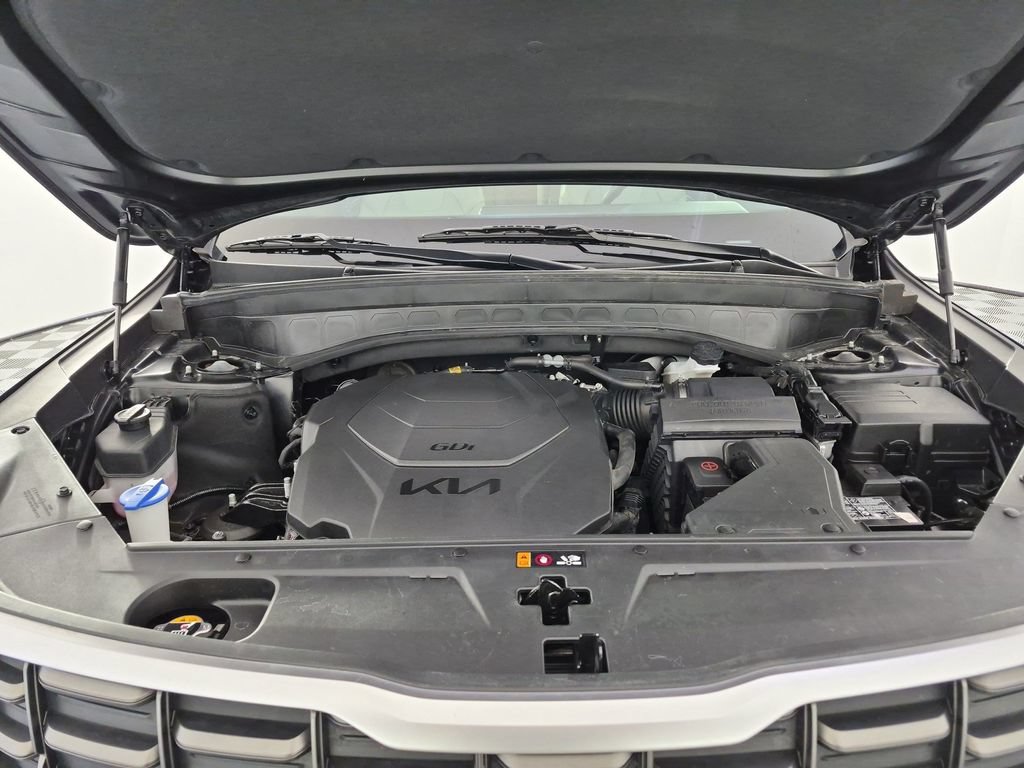 Used 2025 Kia Telluride S FWD image 40