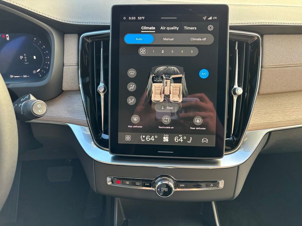 New 2026 Volvo XC90 B6 Plus w/ Protection Package image 13