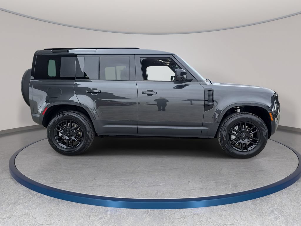 New 2026 Land Rover Defender 110 S AWD/4WD image 4