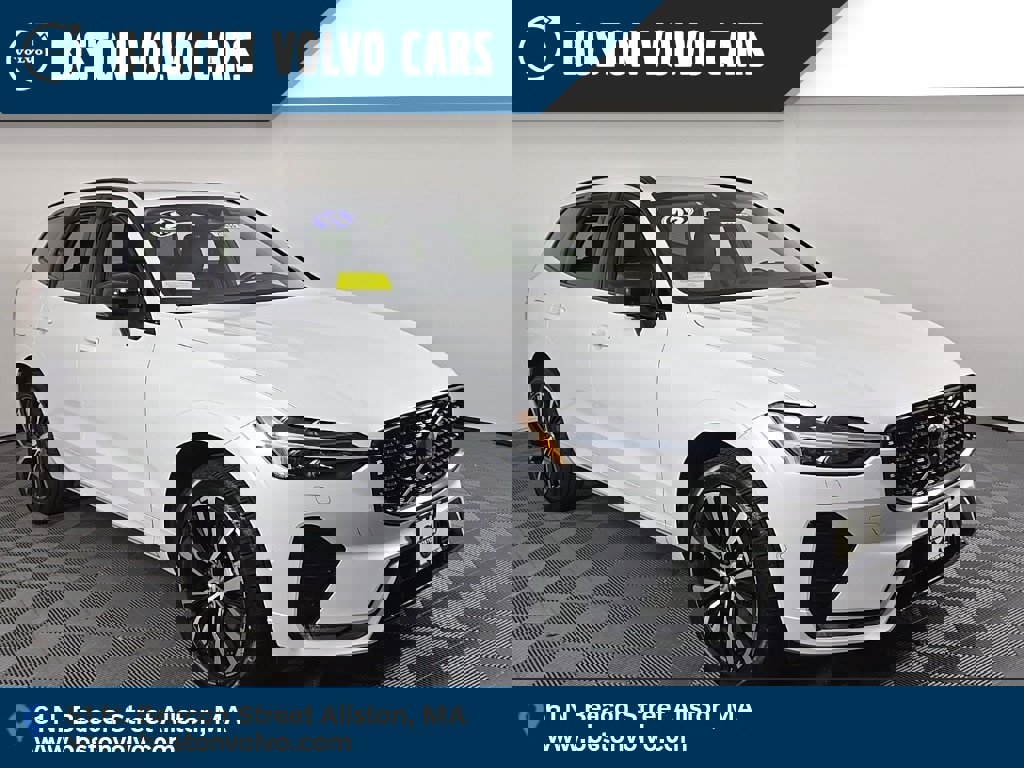 New 2025 Volvo XC60 B5 Plus w/ Protection Package Premier