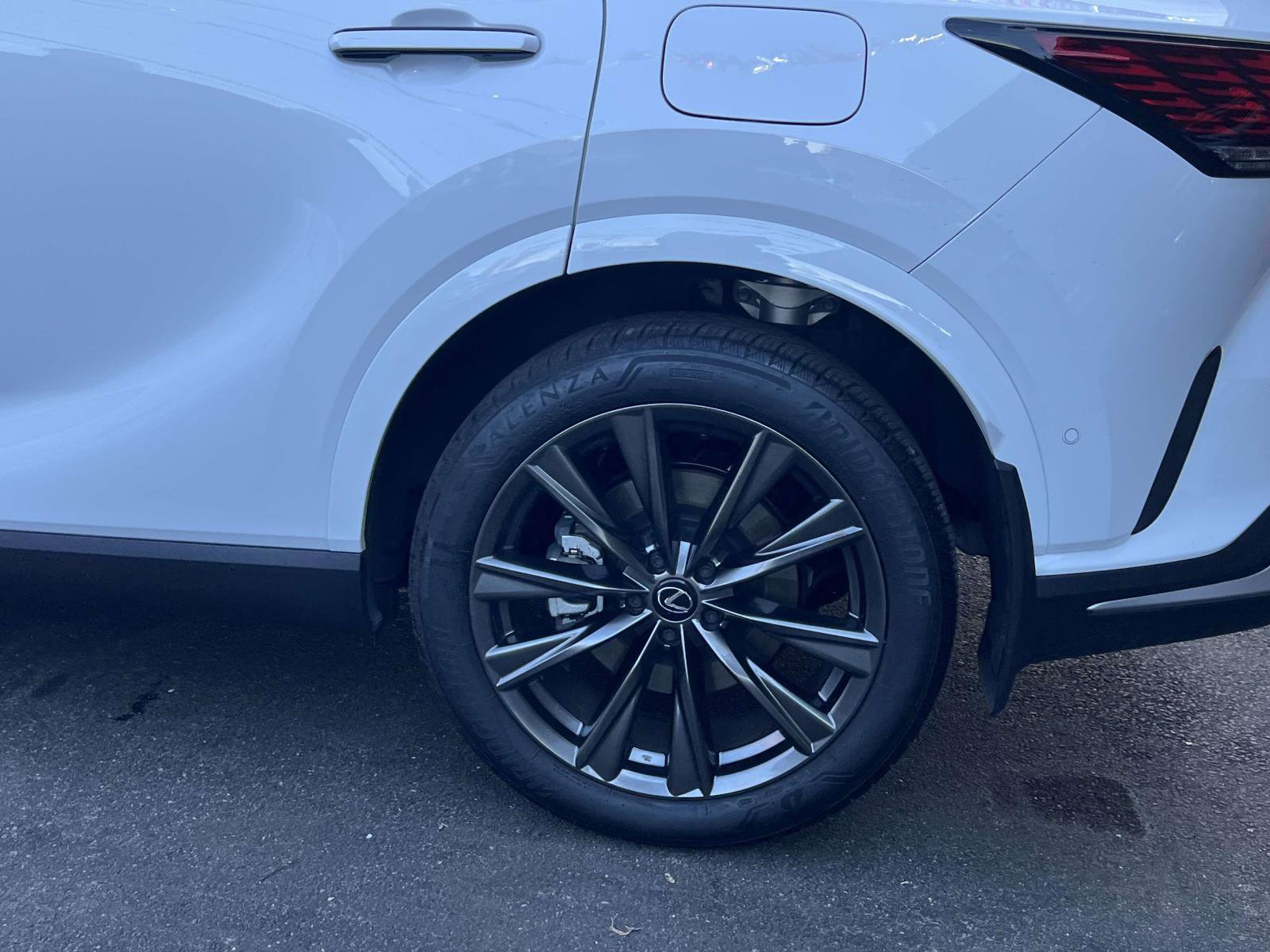 Used 2024 Lexus RX 350 F Sport w/ Convenience Package image 7