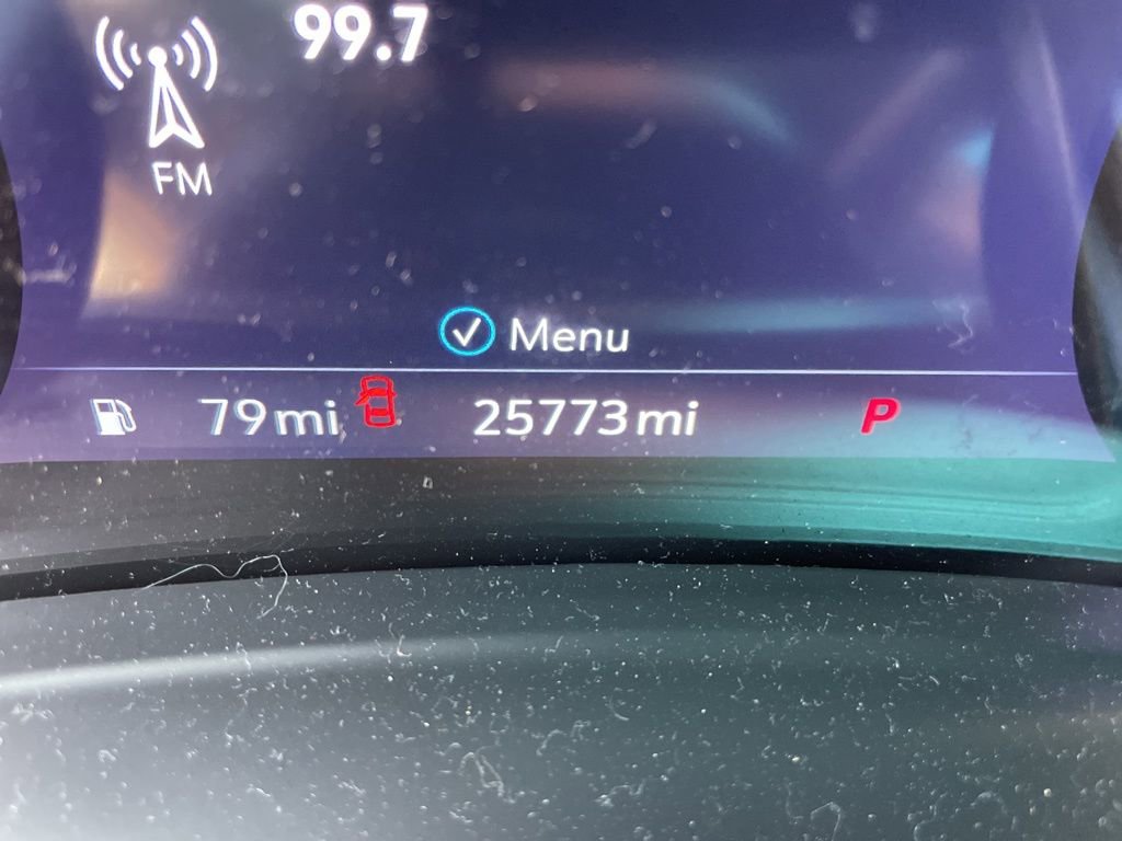 Used 2022 Buick Envision Essence w/ Sport Touring Package image 13