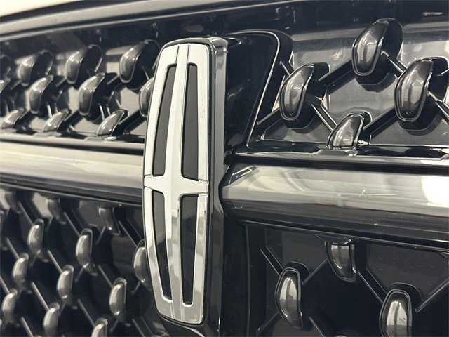 Certified 2024 Lincoln Nautilus Premier w/ Jet Appearance Package image 12