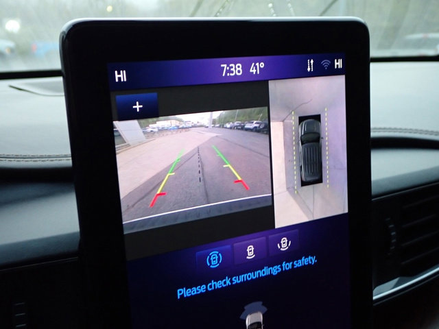 Used 2023 Ford Explorer King Ranch w/ Technology Package image 40