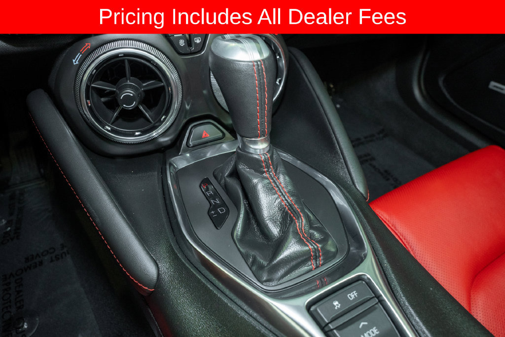 Used 2022 Chevrolet Camaro LT RWD image 18