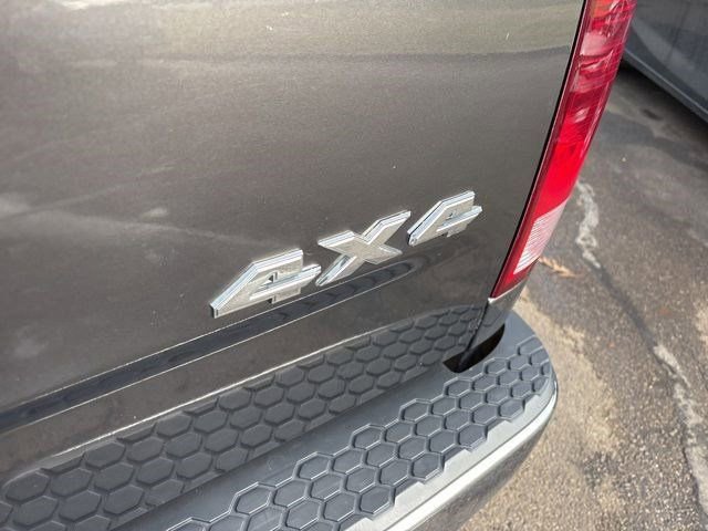 Used 2015 RAM 1500 ST w/ SXT Appearance Group image 47