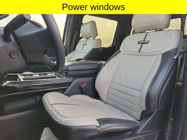 Used 2024 Ford F150 Lightning Platinum AWD/4WD image 23