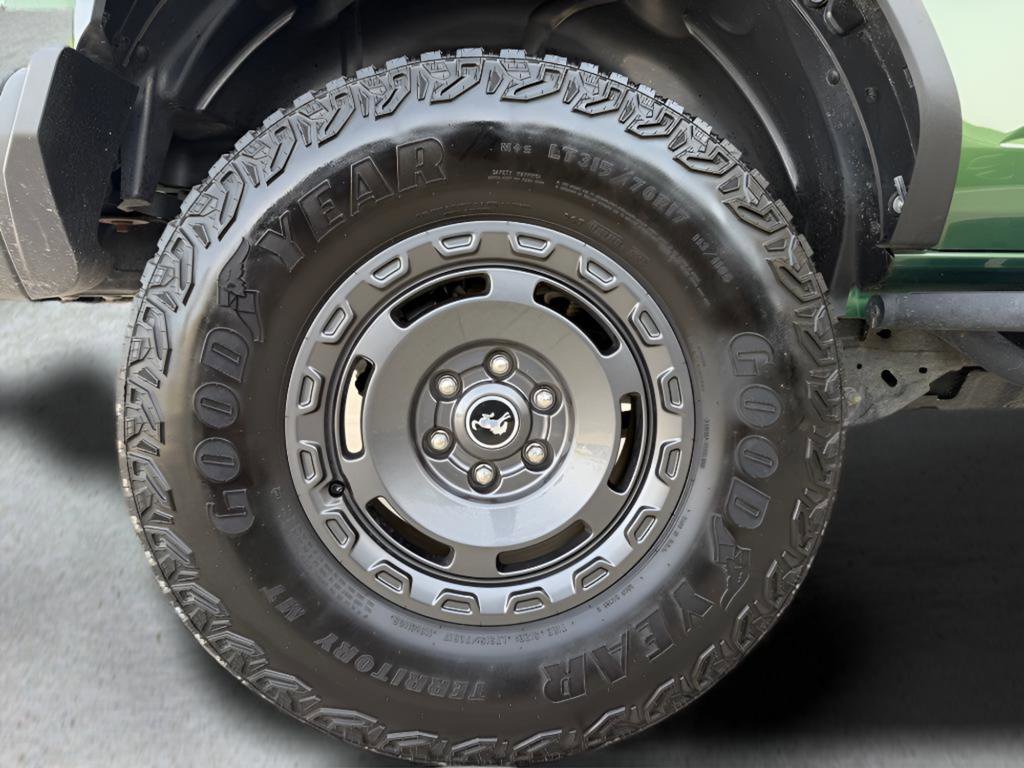 Used 2023 Ford Bronco Everglades image 30