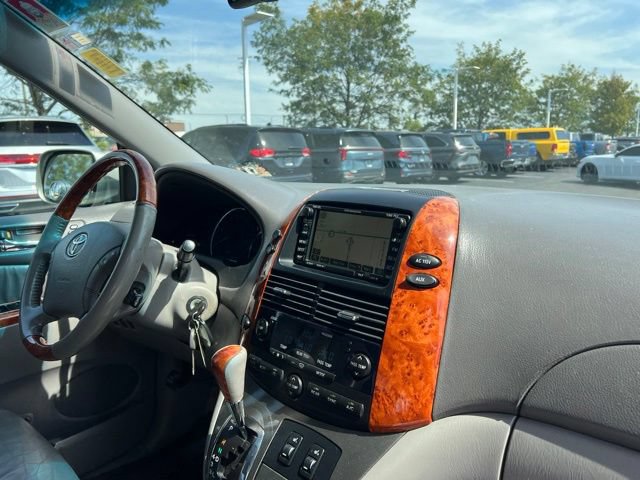 Used 2008 Toyota Sienna XLE FWD image 37