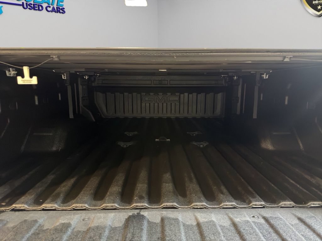 Used 2026 GMC Sierra 2500 AT4X AWD/4WD image 18