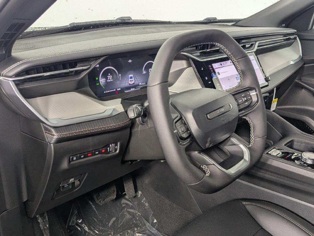 New 2026 Jeep Cherokee Limited AWD/4WD image 13