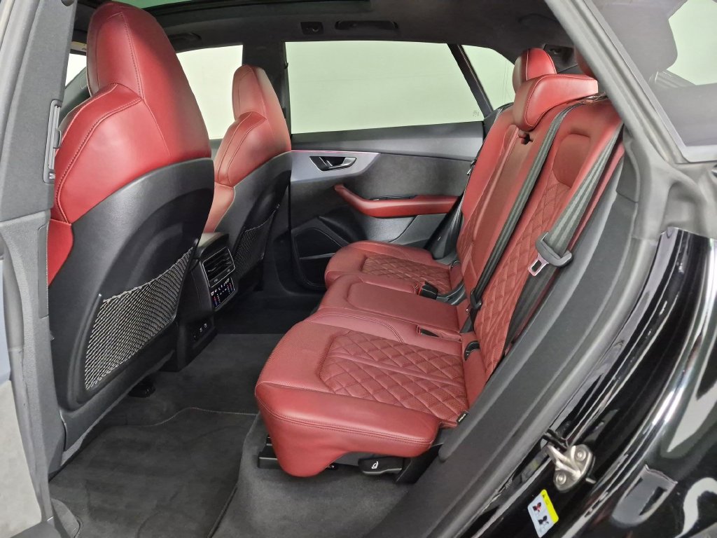 Used 2021 Audi SQ8 Premium Plus AWD/4WD image 31