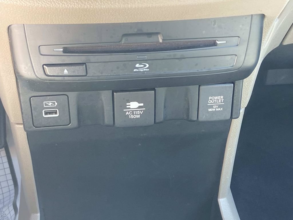 Used 2023 Honda Odyssey Elite image 43