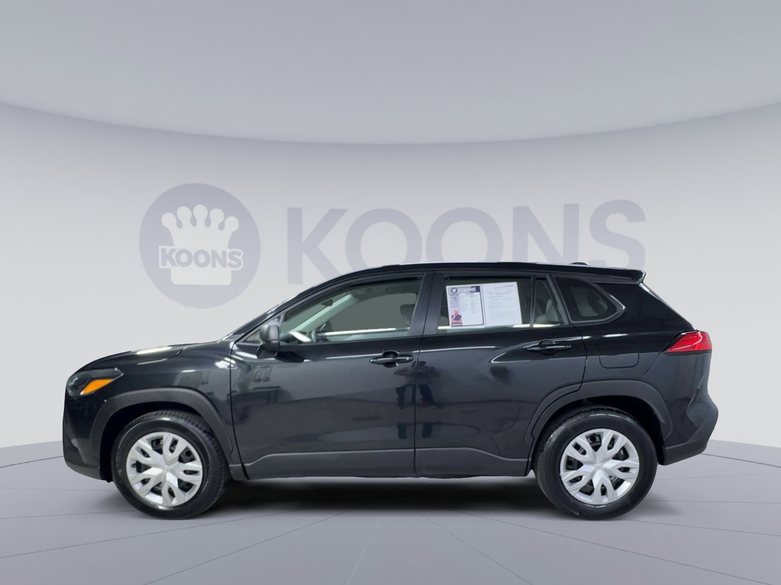 Used 2024 Toyota Corolla Cross L AWD/4WD image 7