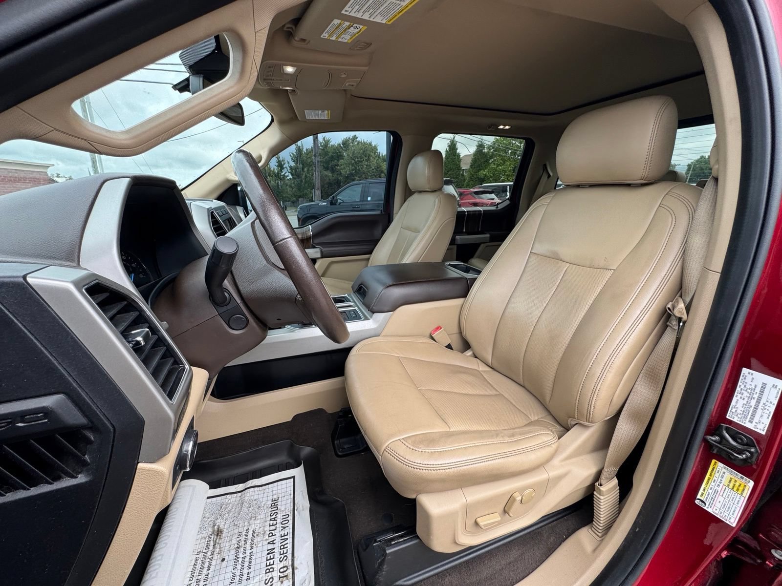 Used 2019 Ford F150 Lariat w/ Equipment Group 502A Luxury AWD/4WD image 16