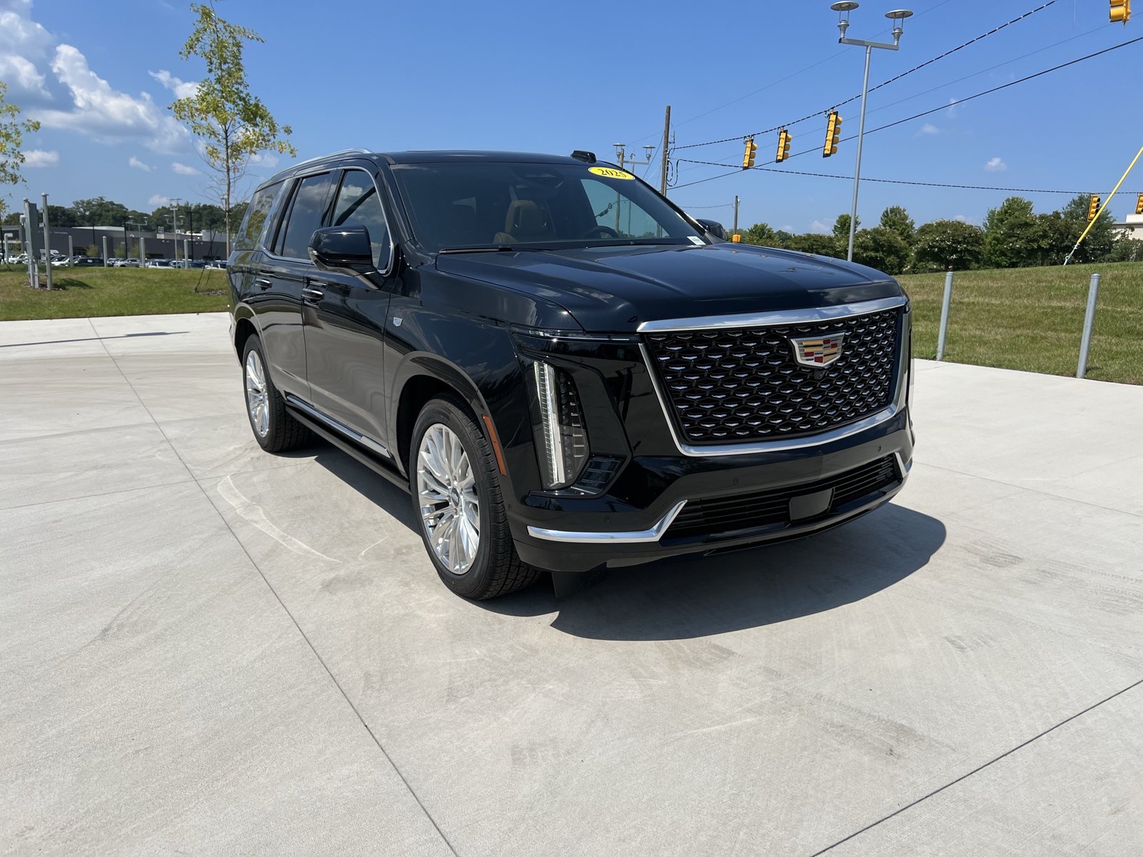Used 2025 Cadillac Escalade Premium Luxury w/ Touring Package AWD/4WD image 2