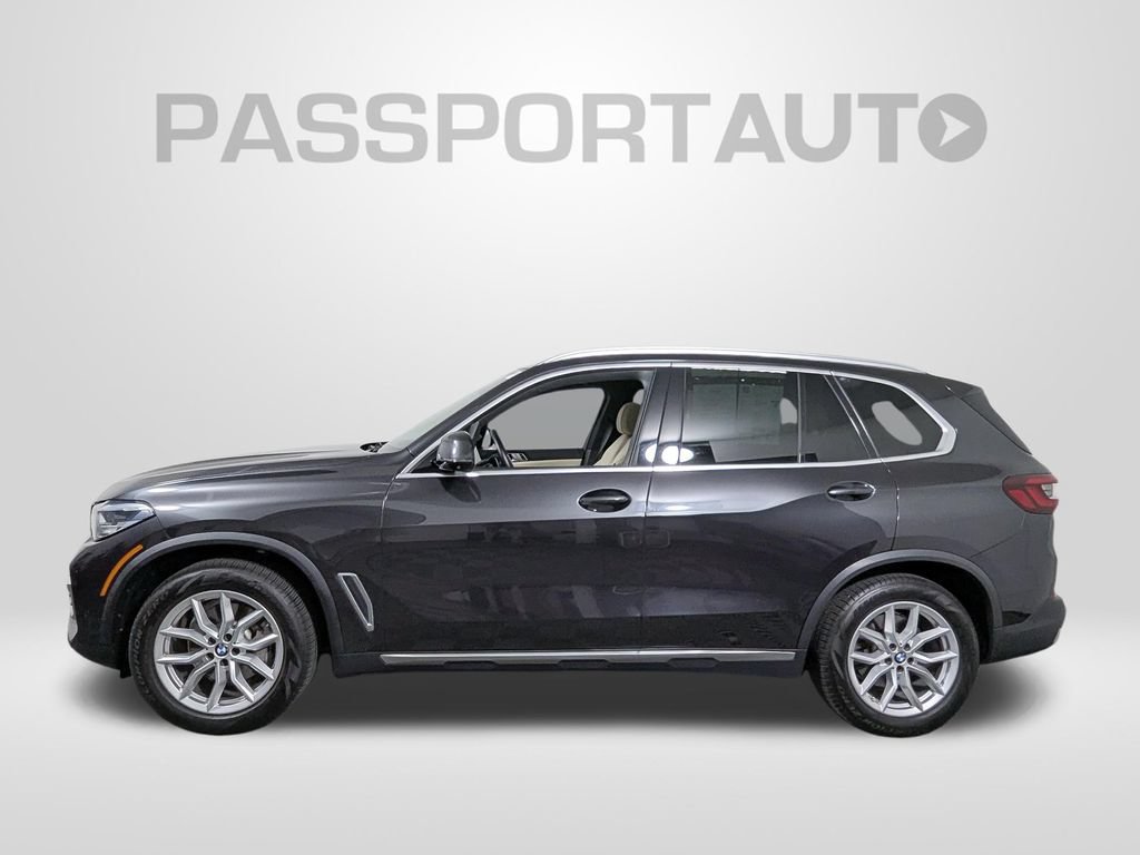 Used 2022 BMW X5 xDrive40i w/ Premium Package AWD/4WD image 2