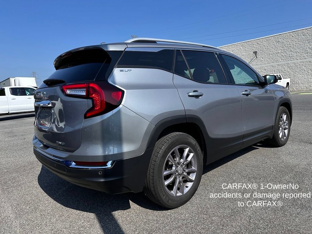 Used 2024 GMC Terrain SLT w/ Tech Package AWD/4WD image 4