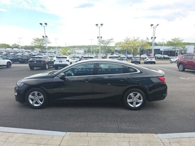 Used 2022 Chevrolet Malibu LS FWD image 5