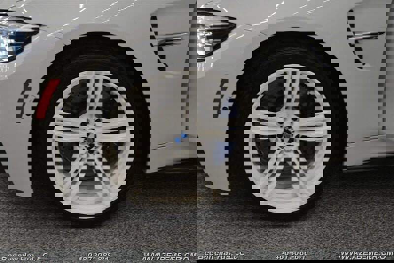 Used 2018 BMW M4 Convertible image 37