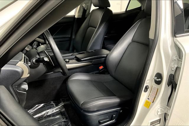 Used 2020 Lexus IS 300 image 25