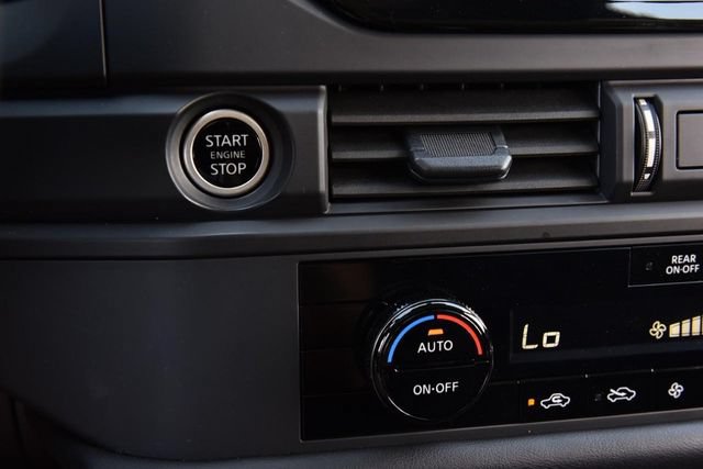Used 2024 Nissan Pathfinder S AWD/4WD image 14
